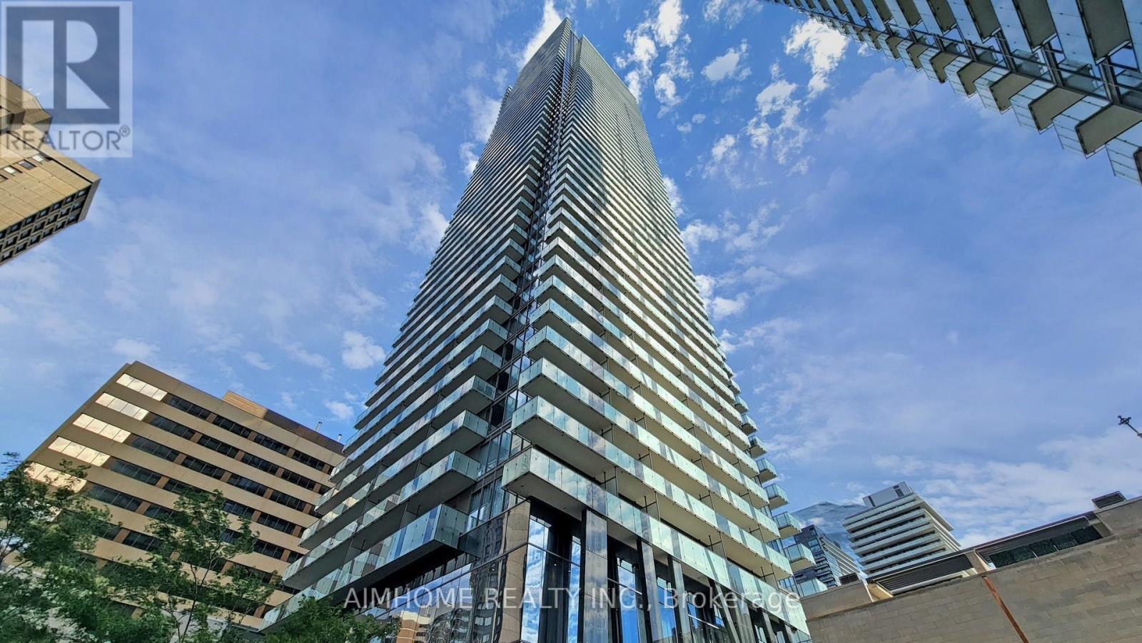 1205 - 1080 BAY STREET, Toronto, Ontario