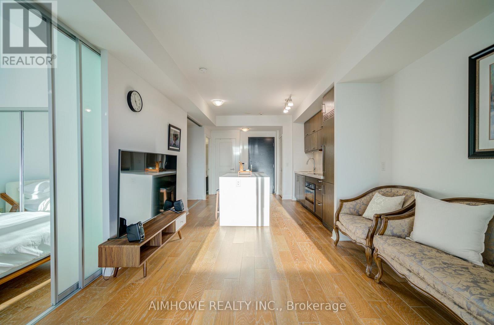 1205 - 1080 Bay Street, Toronto, Ontario  M5S 0A5 - Photo 22 - C12033372