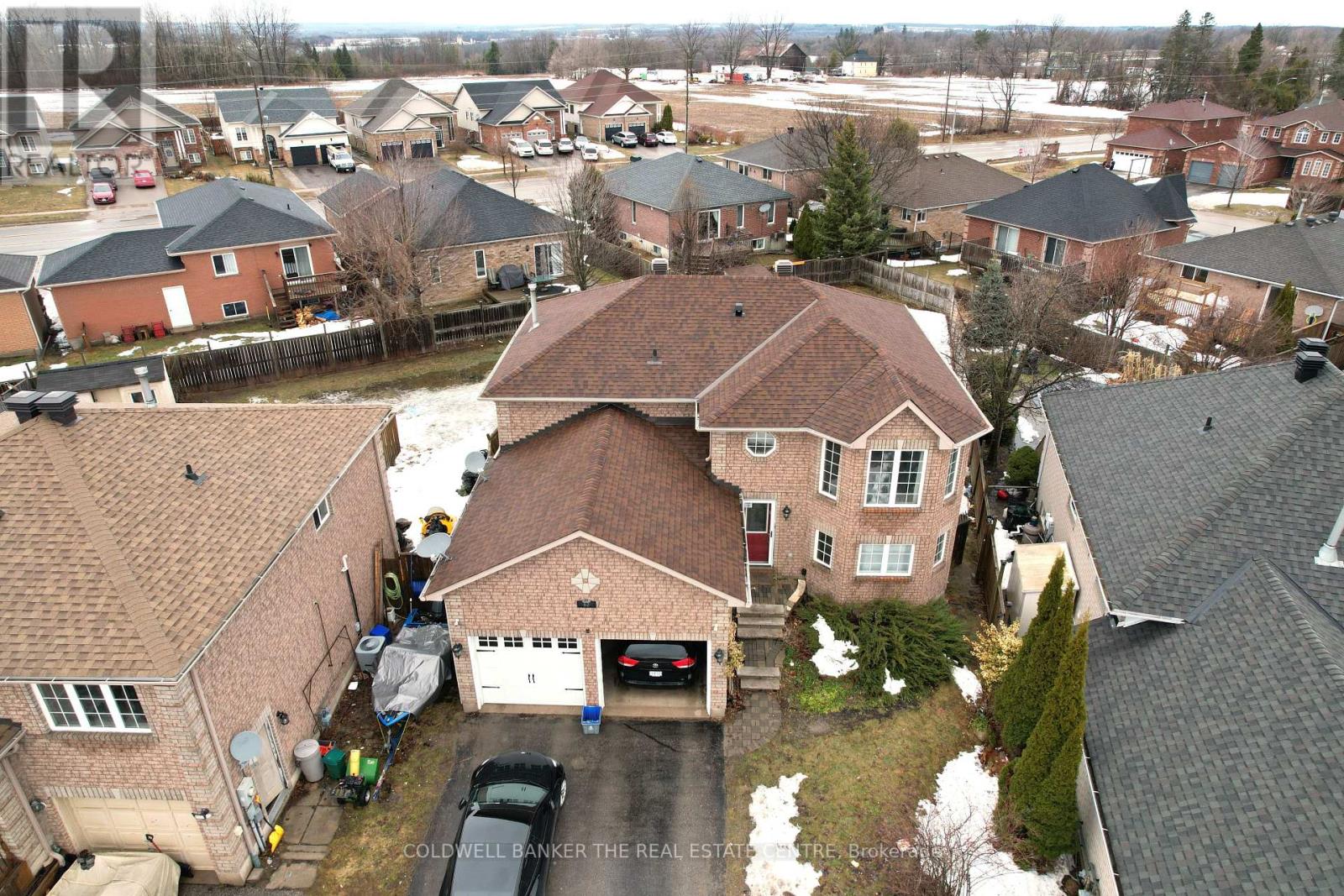 Property at 62 AMBLER BAY image 2