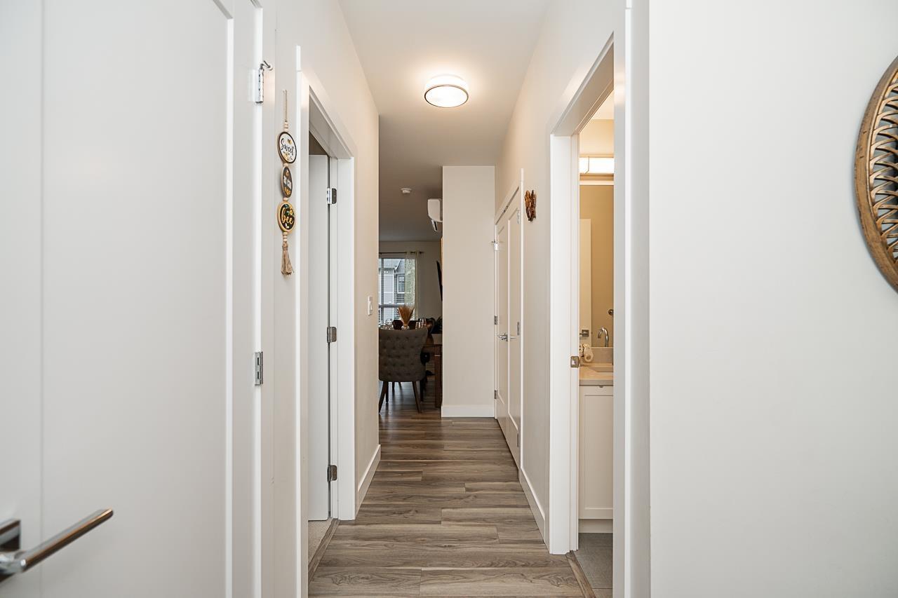 210 20356 72b Avenue, Langley, British Columbia  V2Y 4J9 - Photo 8 - R2980460