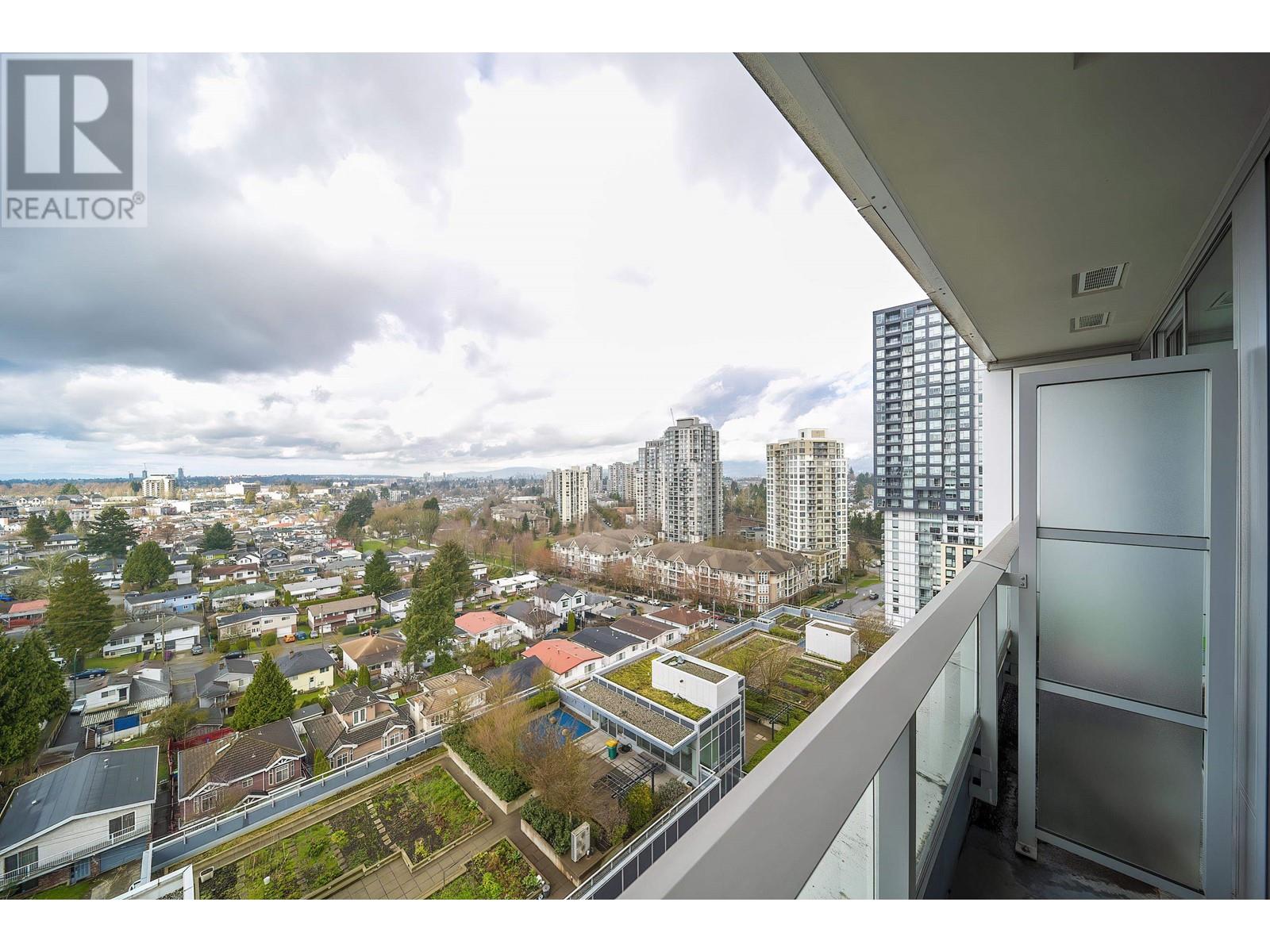 1610 5665 Boundary Road, Vancouver, British Columbia  V5R 0E4 - Photo 1 - R2980570