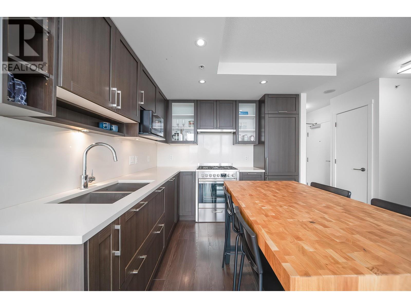 1610 5665 Boundary Road, Vancouver, British Columbia  V5R 0E4 - Photo 6 - R2980570