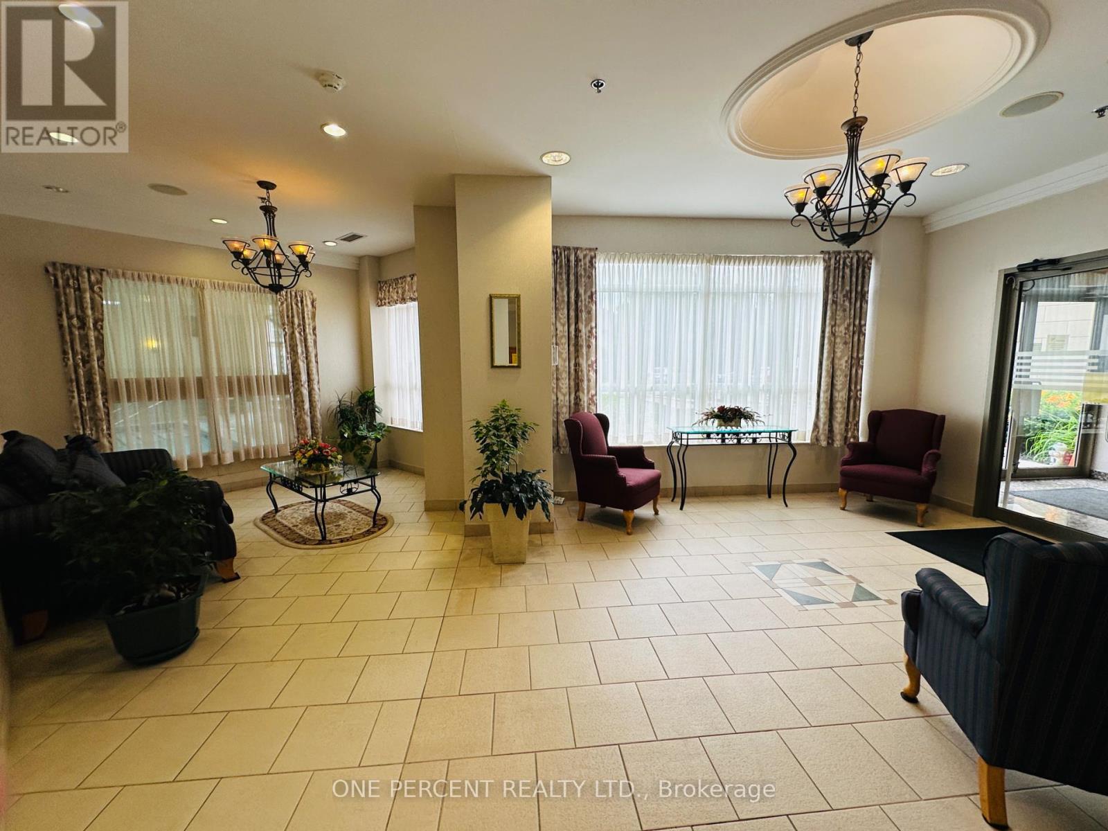Property at 103 - 4640 KIMBERMOUNT AVENUE image 4