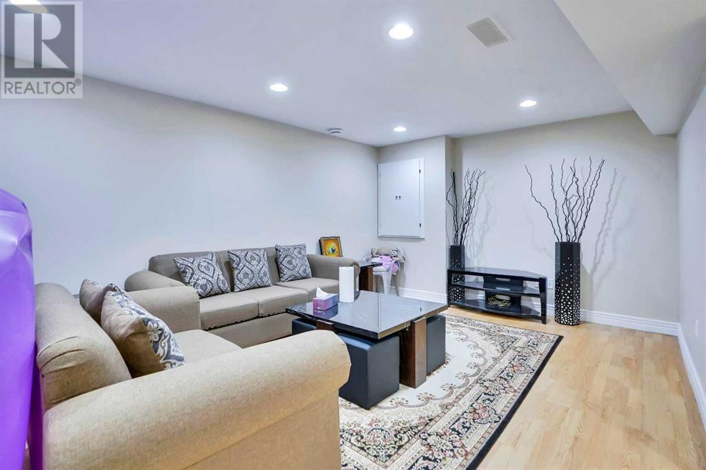 116 Saddlecrest Gardens Ne, Calgary, Alberta  T3J 0C3 - Photo 38 - A2186159