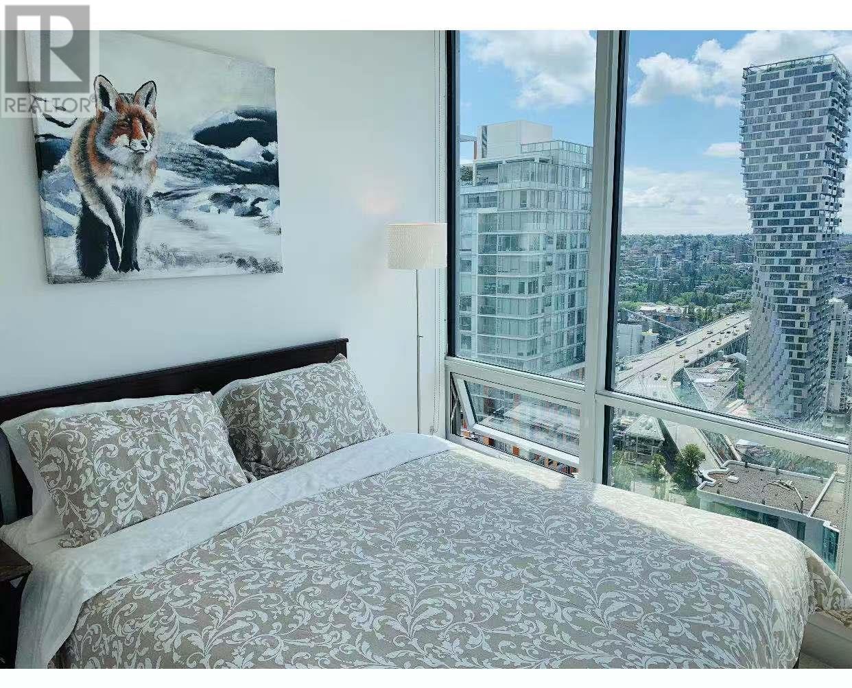 Listing Picture 4 of 6 : 3208 1283 HOWE STREET, Vancouver / 溫哥華 - 魯藝地產 Yvonne Lu Group - MLS Medallion Club Member