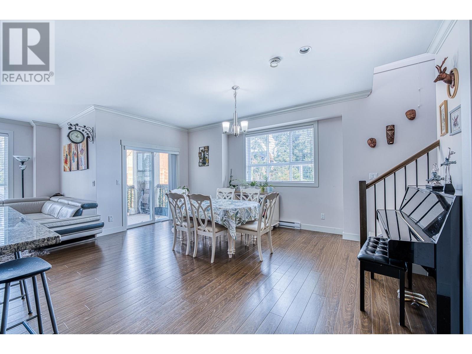 Listing Picture 7 of 34 : 12 7140 RAILWAY AVENUE, Richmond / 烈治文 - 魯藝地產 Yvonne Lu Group - MLS Medallion Club Member