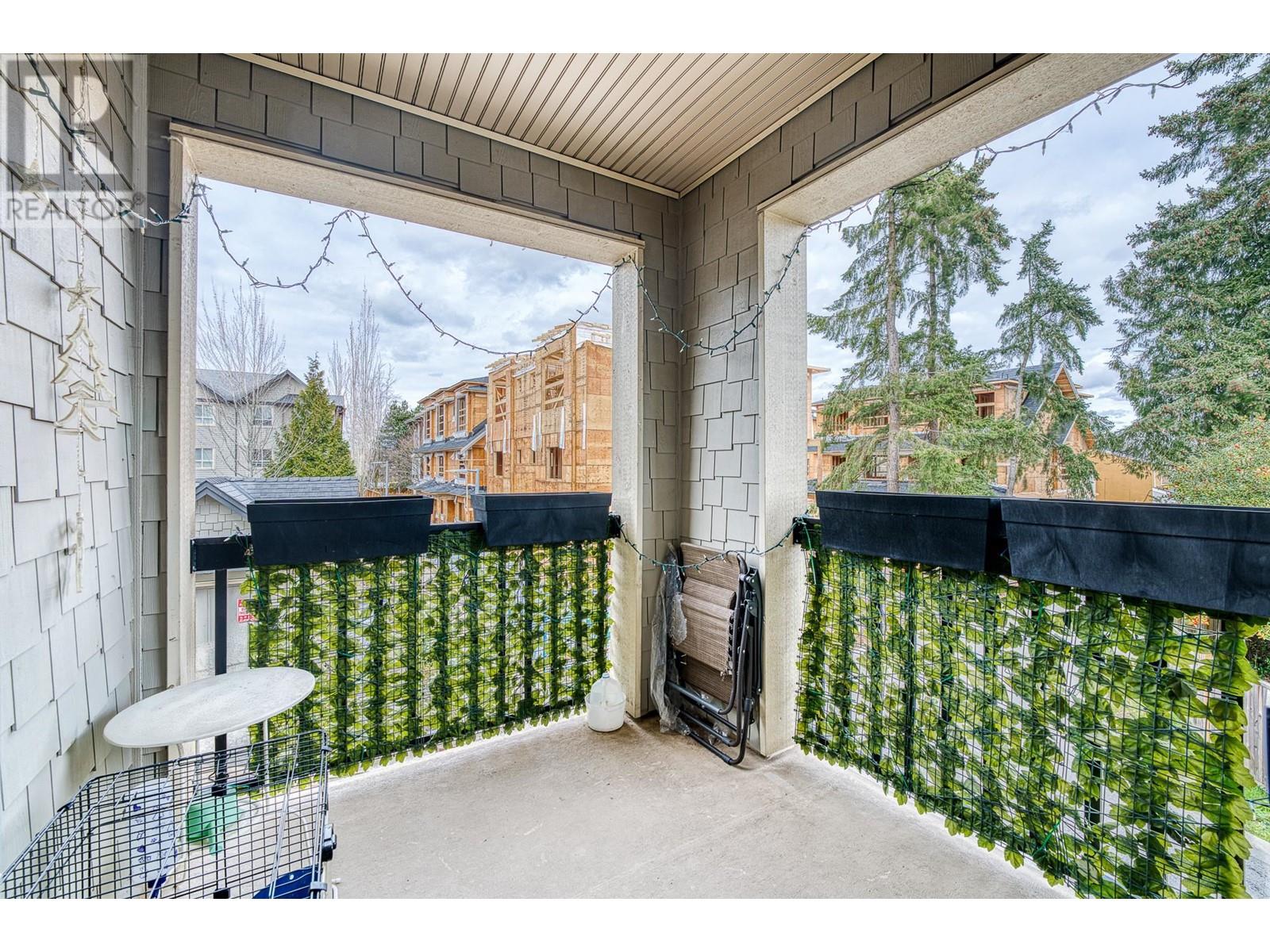 Listing Picture 28 of 34 : 12 7140 RAILWAY AVENUE, Richmond / 烈治文 - 魯藝地產 Yvonne Lu Group - MLS Medallion Club Member