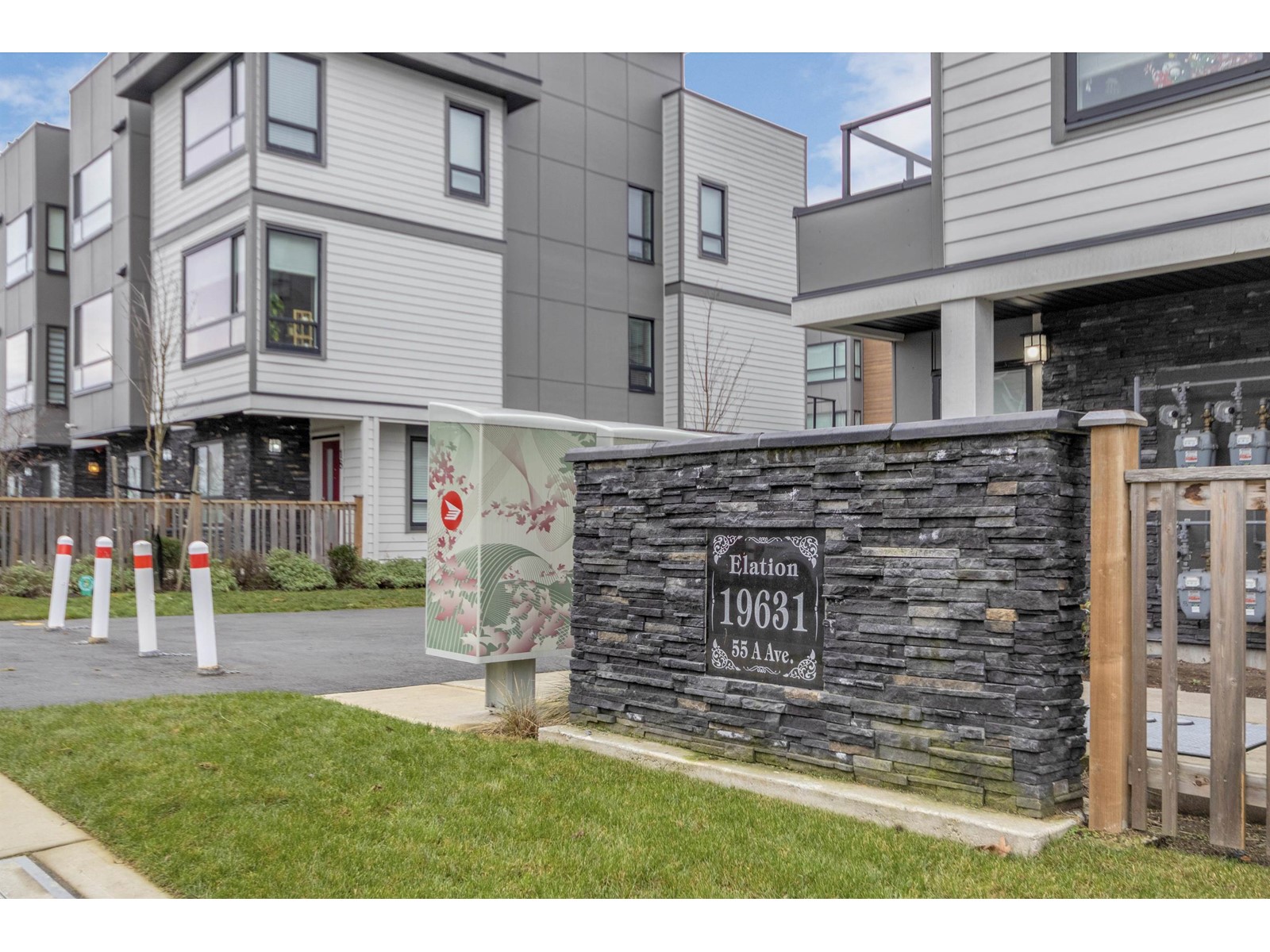 22 19631 55a Avenue, Langley, British Columbia  V3A 0L5 - Photo 1 - R2980533