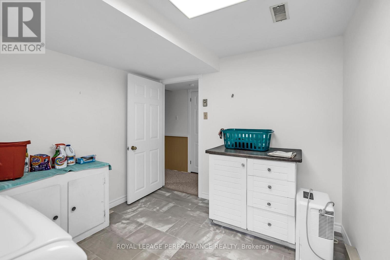 376 Sheridan Street, Cornwall, Ontario  K6H 6M5 - Photo 33 - X12033161