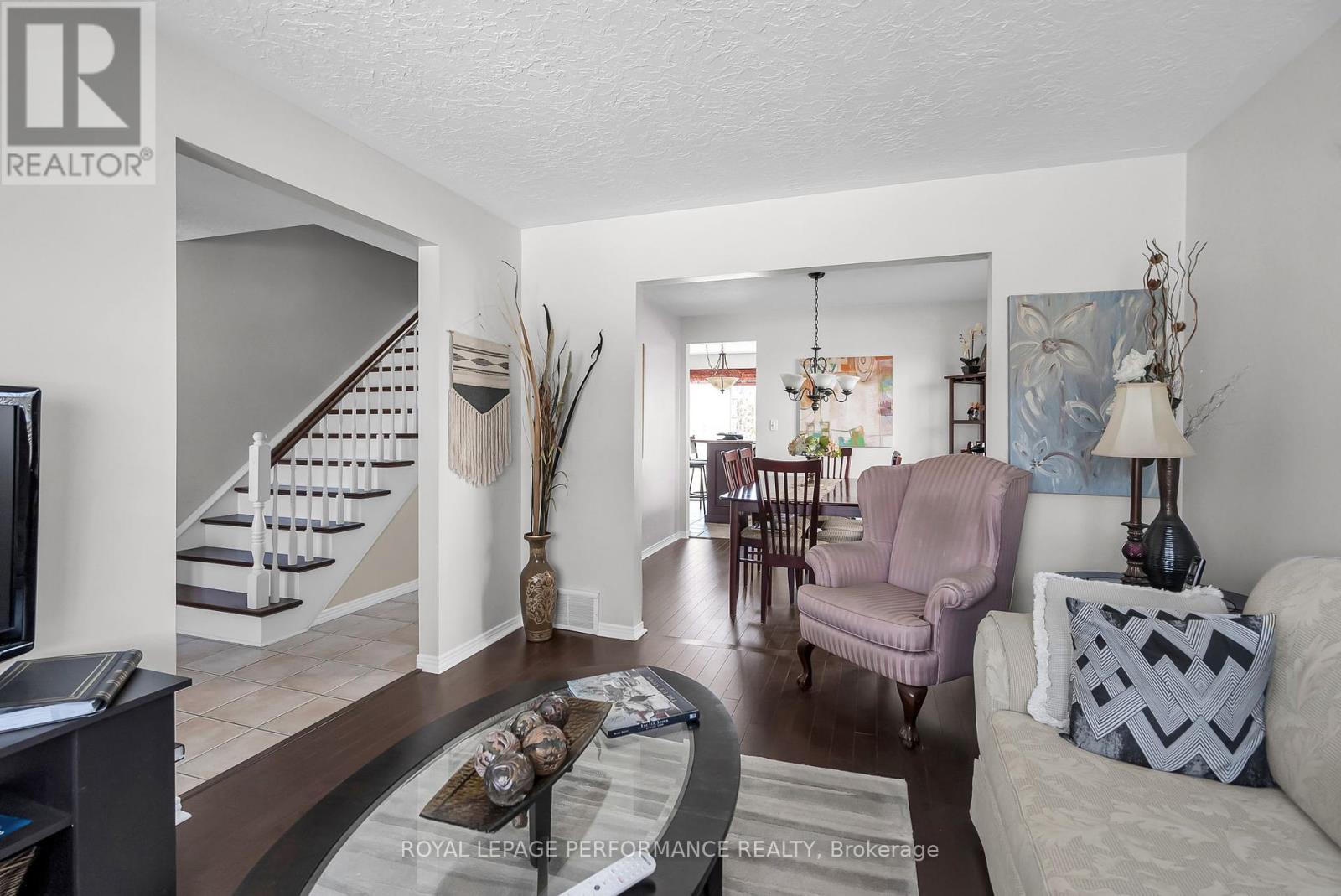 376 Sheridan Street, Cornwall, Ontario  K6H 6M5 - Photo 7 - X12033161