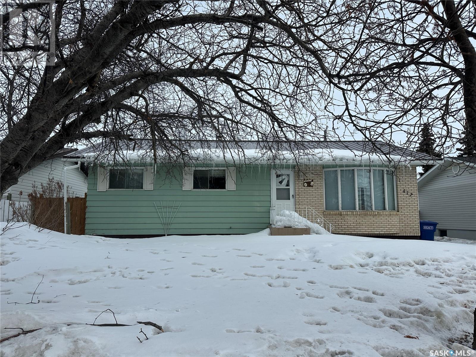 417 Ogilvie Avenue, Humboldt, Saskatchewan  S0K 2A0 - Photo 2 - SK999379