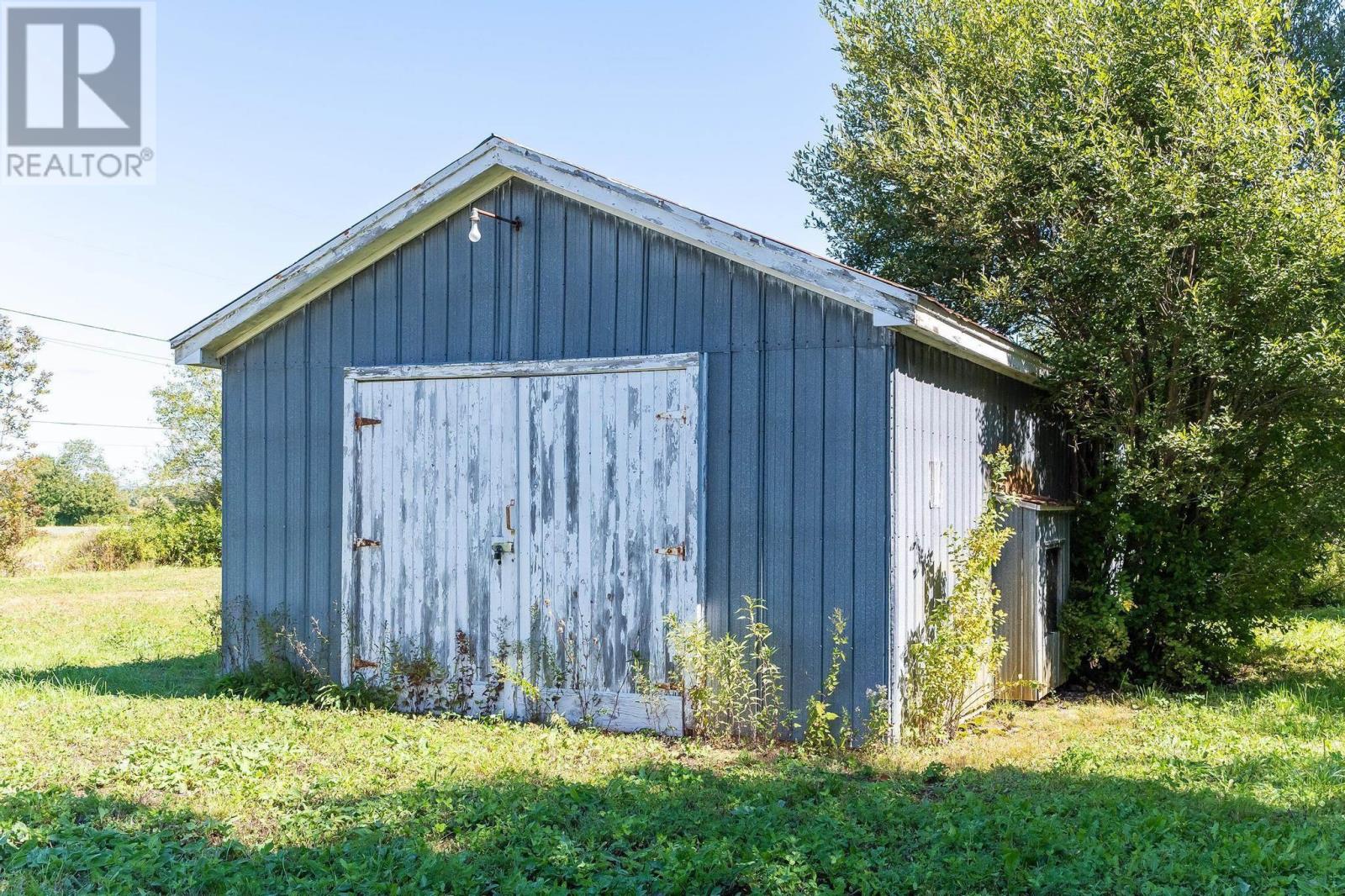 11 Middle Road, Lawrencetown, Nova Scotia  B0S 1M0 - Photo 3 - 202505453