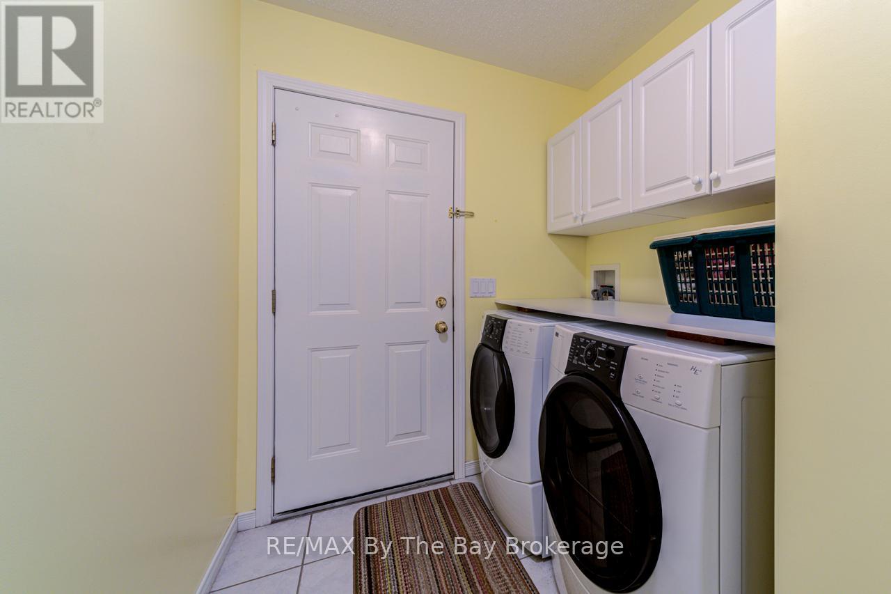 45 Pennsylvania Avenue, Wasaga Beach, Ontario  L9Z 3A8 - Photo 36 - S12033481