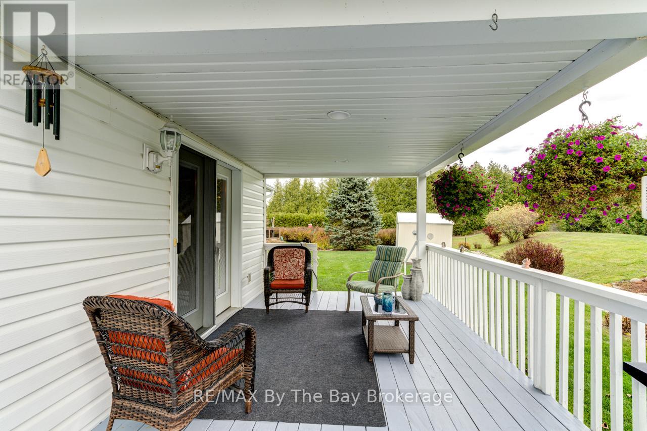 45 Pennsylvania Avenue, Wasaga Beach, Ontario  L9Z 3A8 - Photo 40 - S12033481