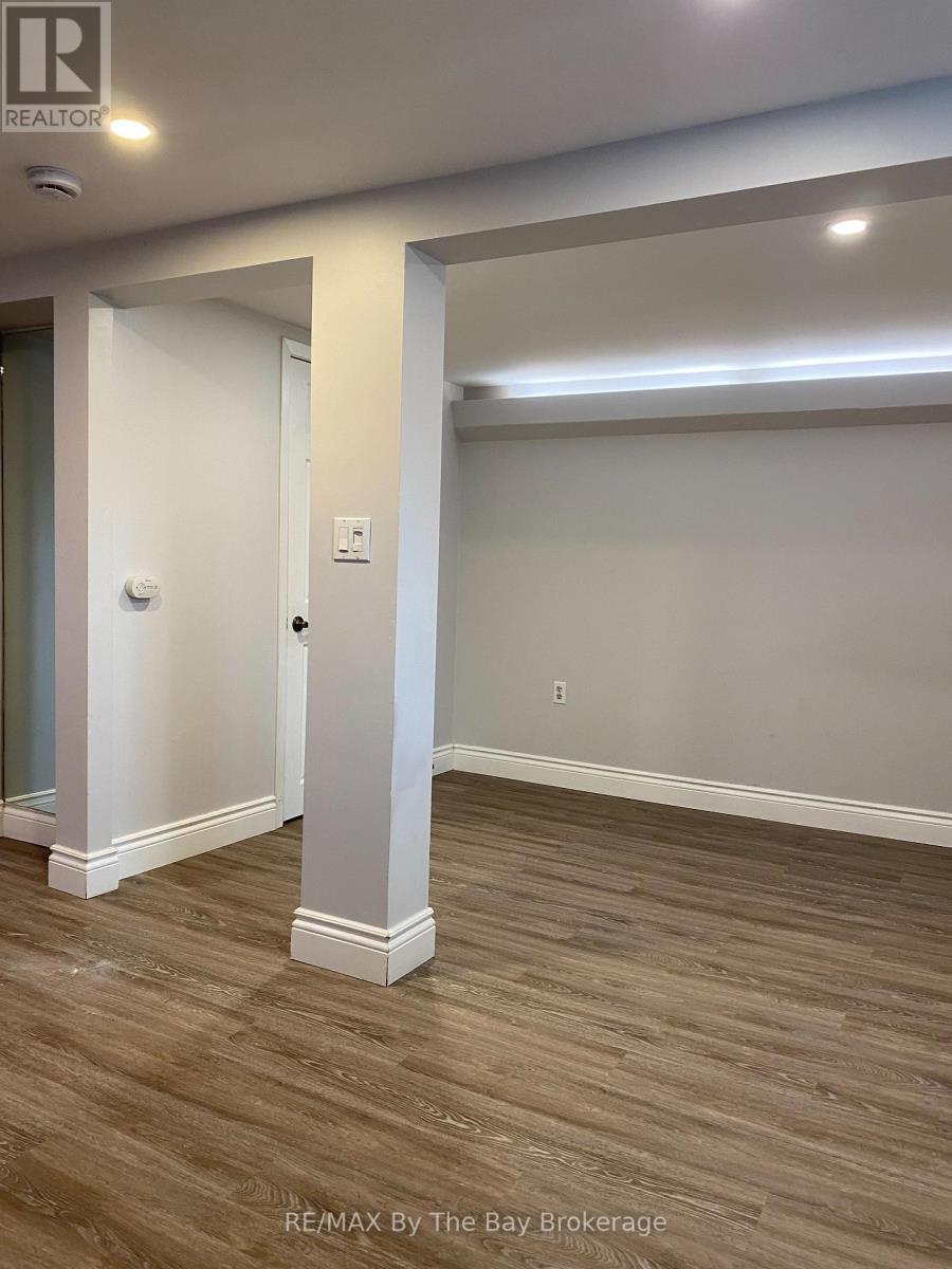 2 - 46 - 48 Lombard Street, Meaford, Ontario  N4L 1X5 - Photo 4 - X12033473