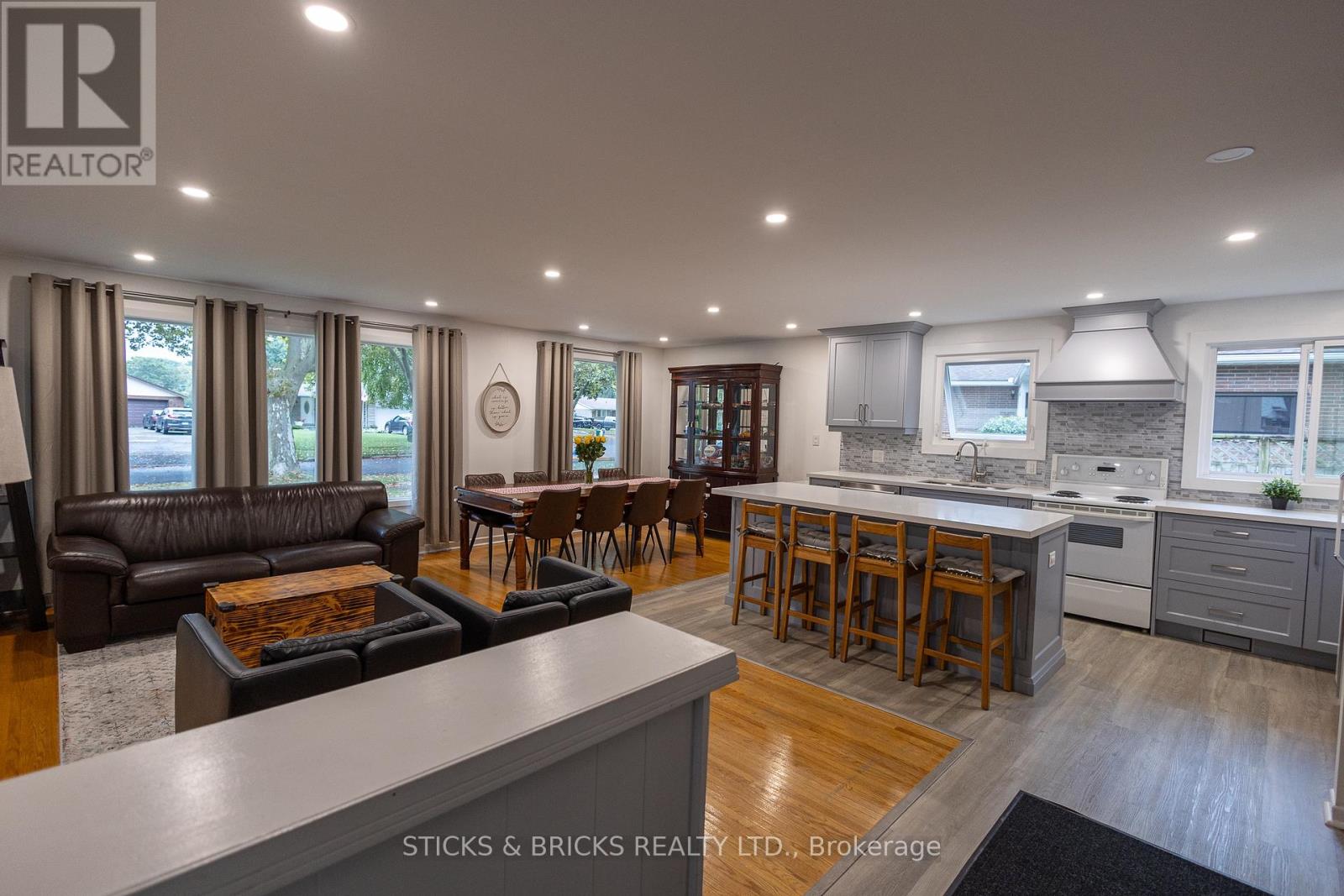 Property at 4479 MITCHELL AVENUE image 4