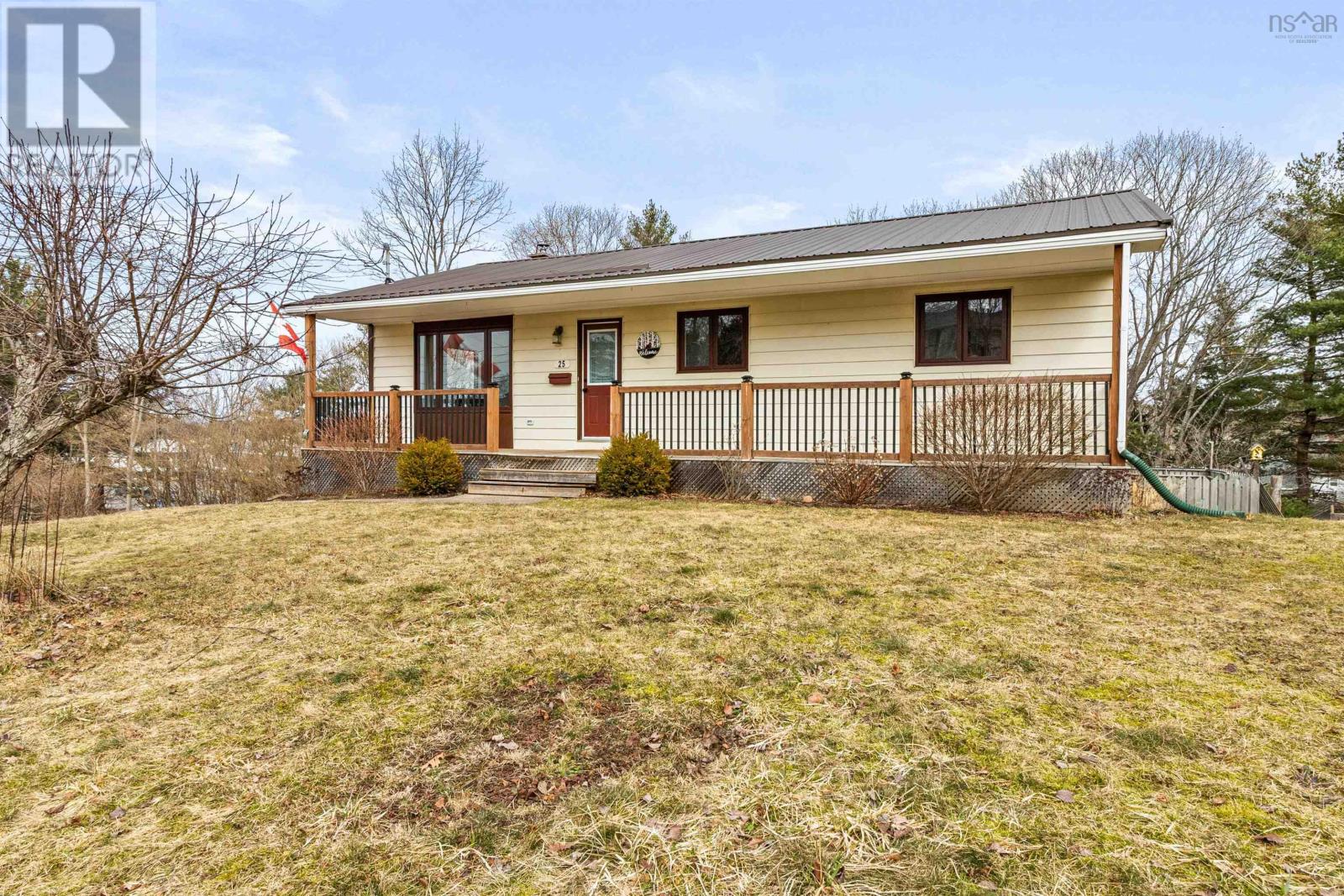 25 Greg Avenue, New Minas, Nova Scotia  B4N 4N7 - Photo 3 - 202505463