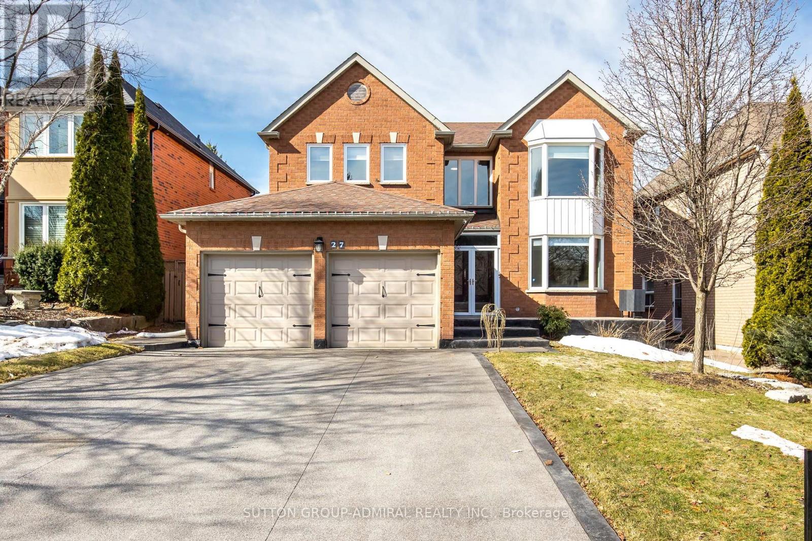 27 BROOKEVIEW DRIVE, Aurora, Ontario