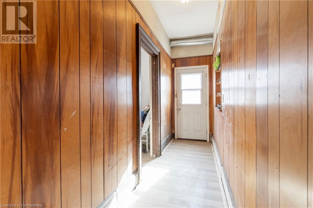 Property at 227 WELLINGTON Street N image 3
