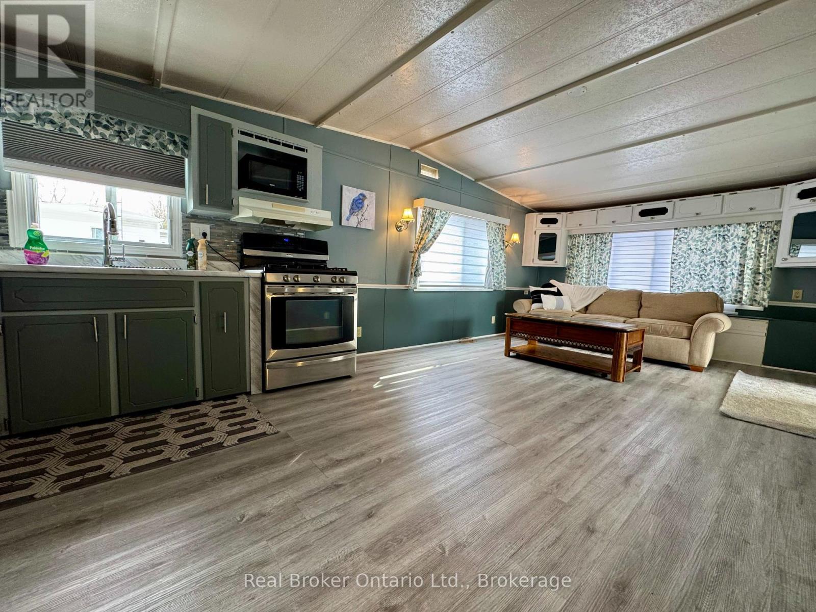 Property at 159 - 580 BEAVER CREEK ROAD image 3
