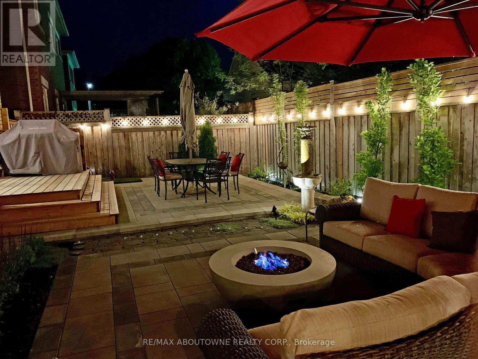 114 Waterview Common, Oakville, Ontario  L6L 0E7 - Photo 46 - W12033543