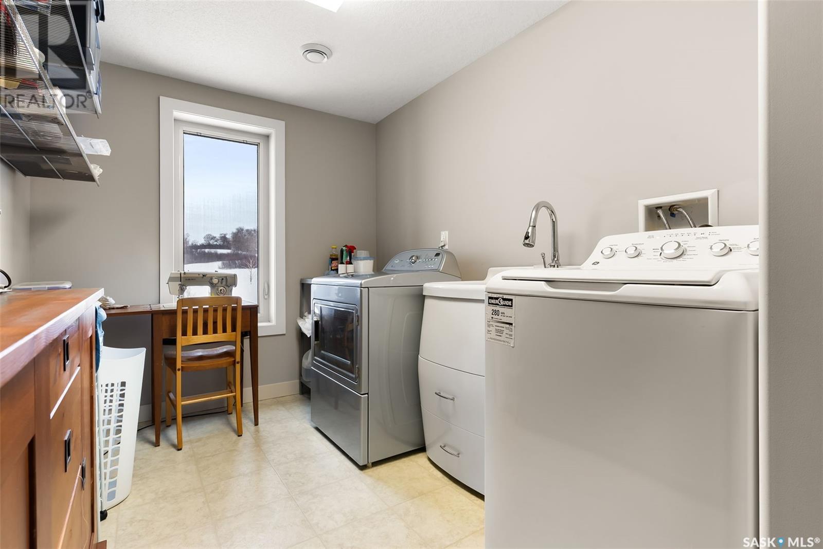 11 Vista Del Sol, Sun Dale, Saskatchewan  S0G 4L0 - Photo 34 - SK999321