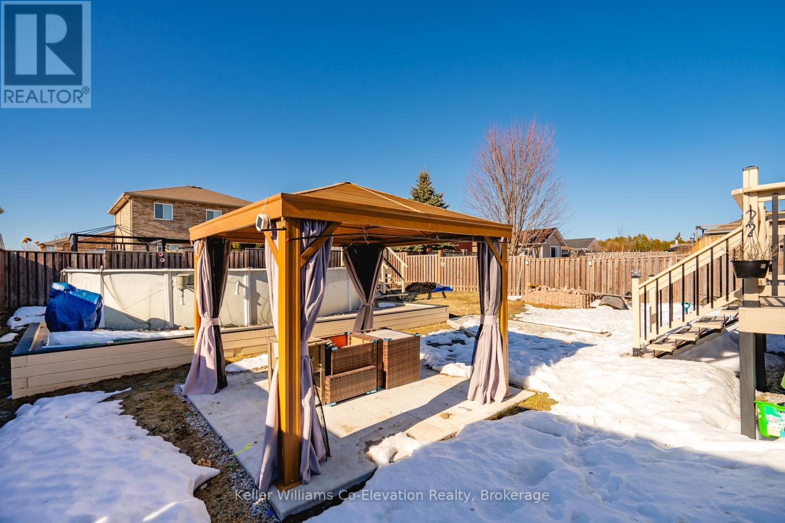 9 Mackenzie Court, Penetanguishene, Ontario  L9M 0A1 - Photo 34 - S12032396