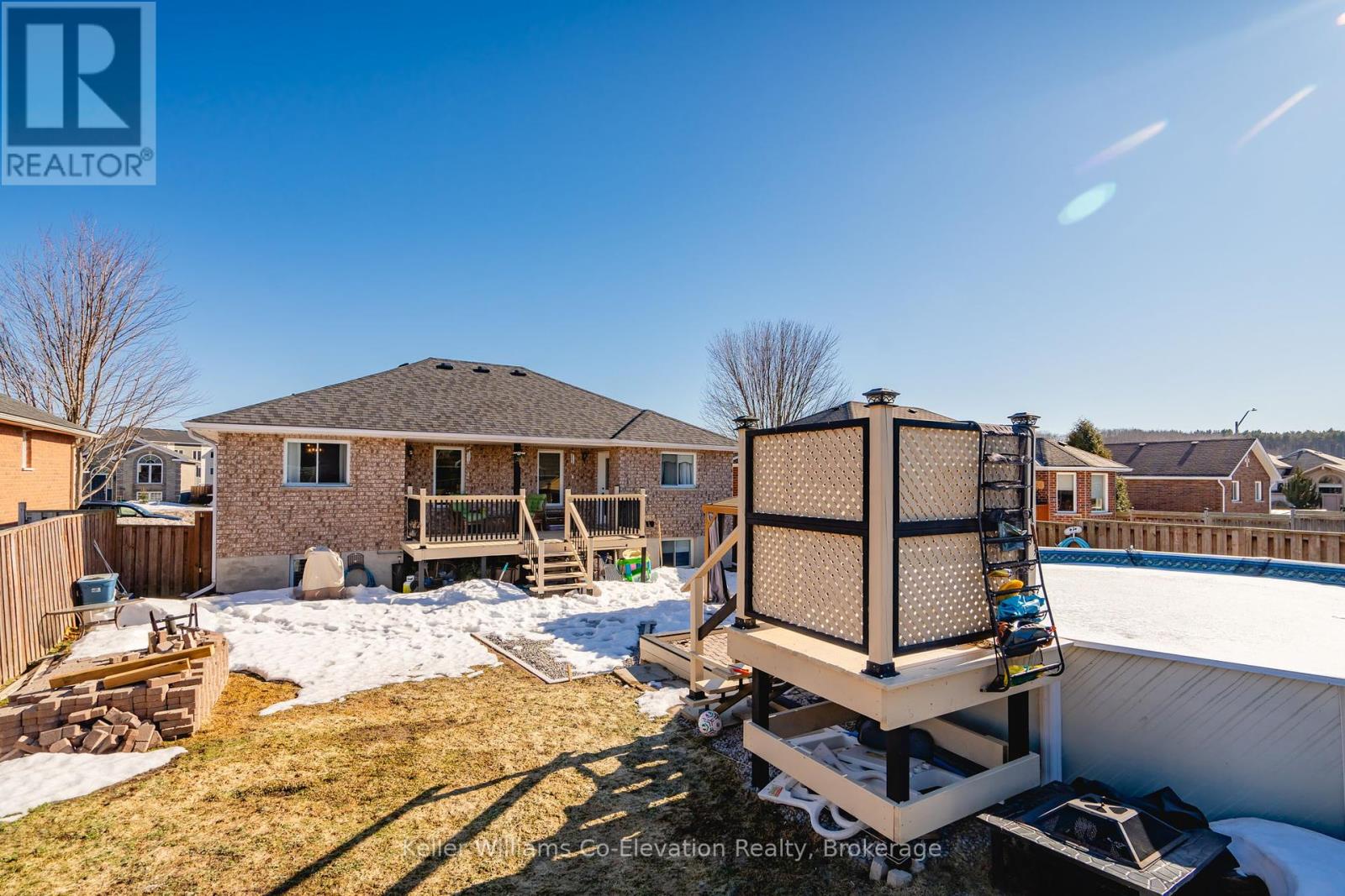 9 Mackenzie Court, Penetanguishene, Ontario  L9M 0A1 - Photo 38 - S12032396