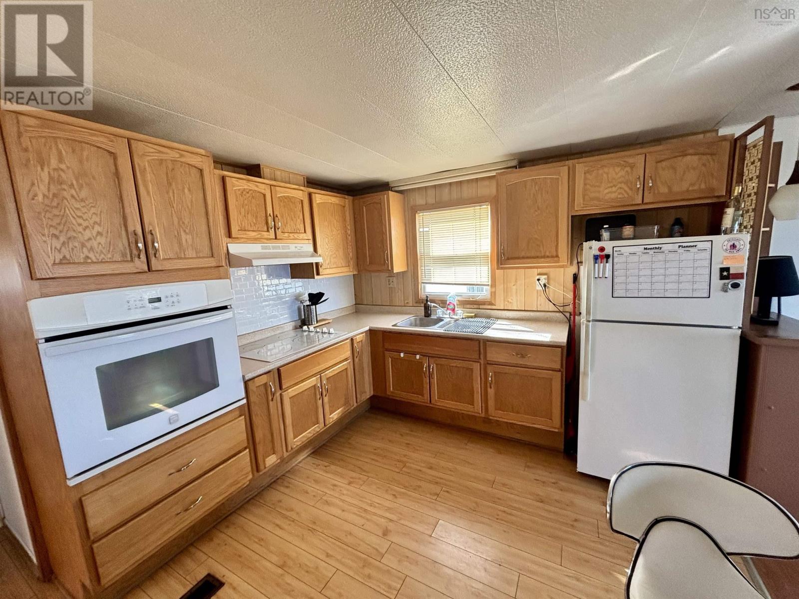 34 Mackenzie Avenue, Inverness, Nova Scotia  B0E 1N0 - Photo 9 - 202505473