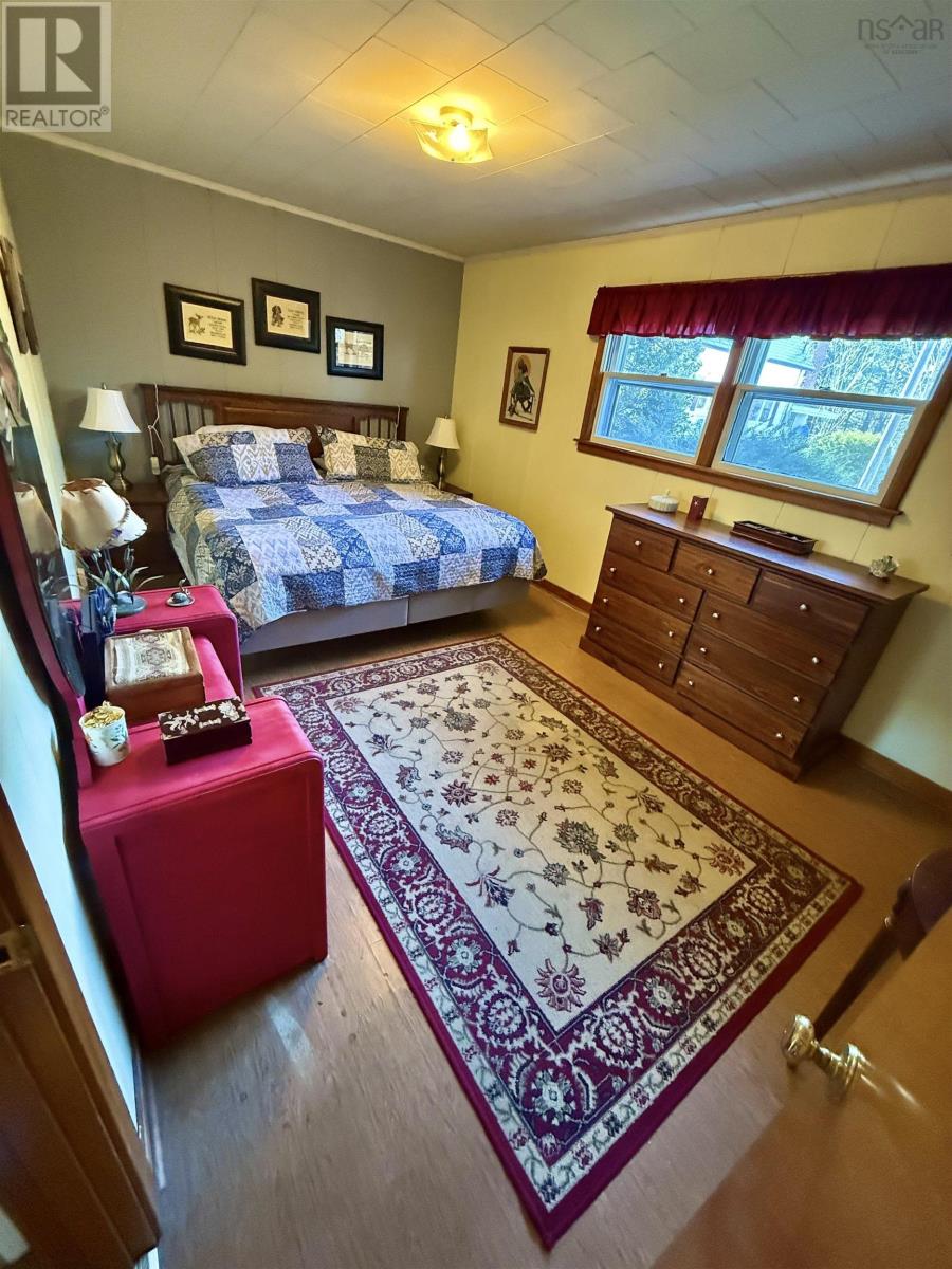 13 Pine Street, Bridgewater, Nova Scotia  B4V 1X4 - Photo 14 - 202505474