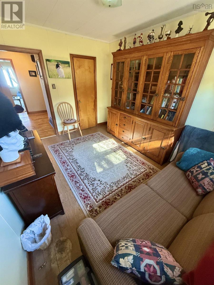 13 Pine Street, Bridgewater, Nova Scotia  B4V 1X4 - Photo 16 - 202505474