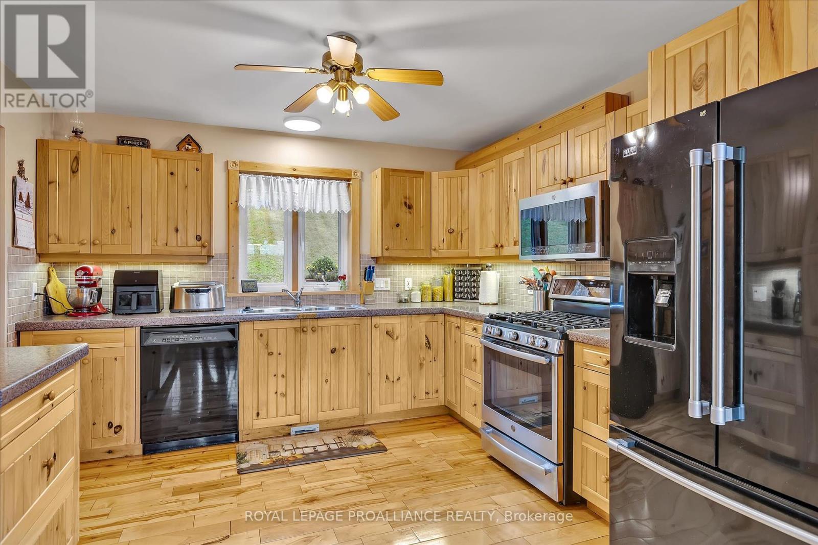 Box 703 - 149 Park Lane, Asphodel-Norwood, Ontario  K0L 1Y0 - Photo 9 - X12033584