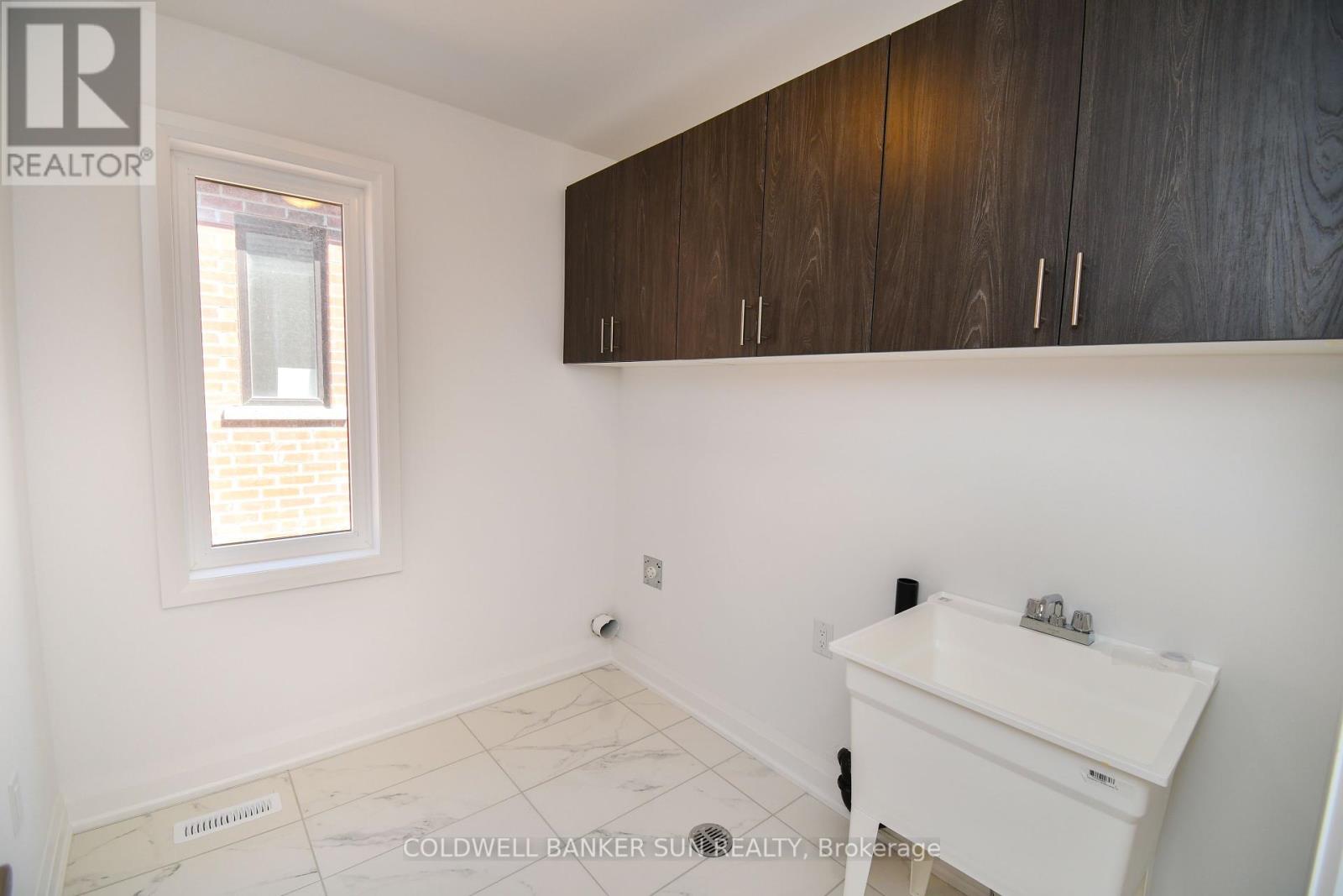 3 Gateway Drive, Barrie, Ontario  L9J 0V1 - Photo 41 - S12033623