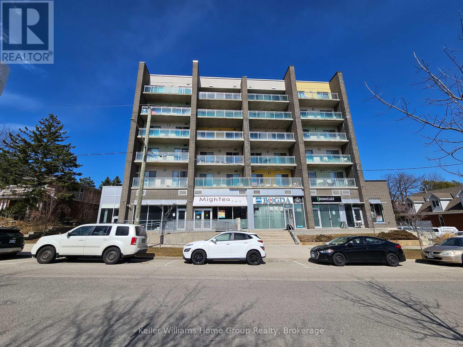 Property at B102 - 62 BALSAM STREET image 4