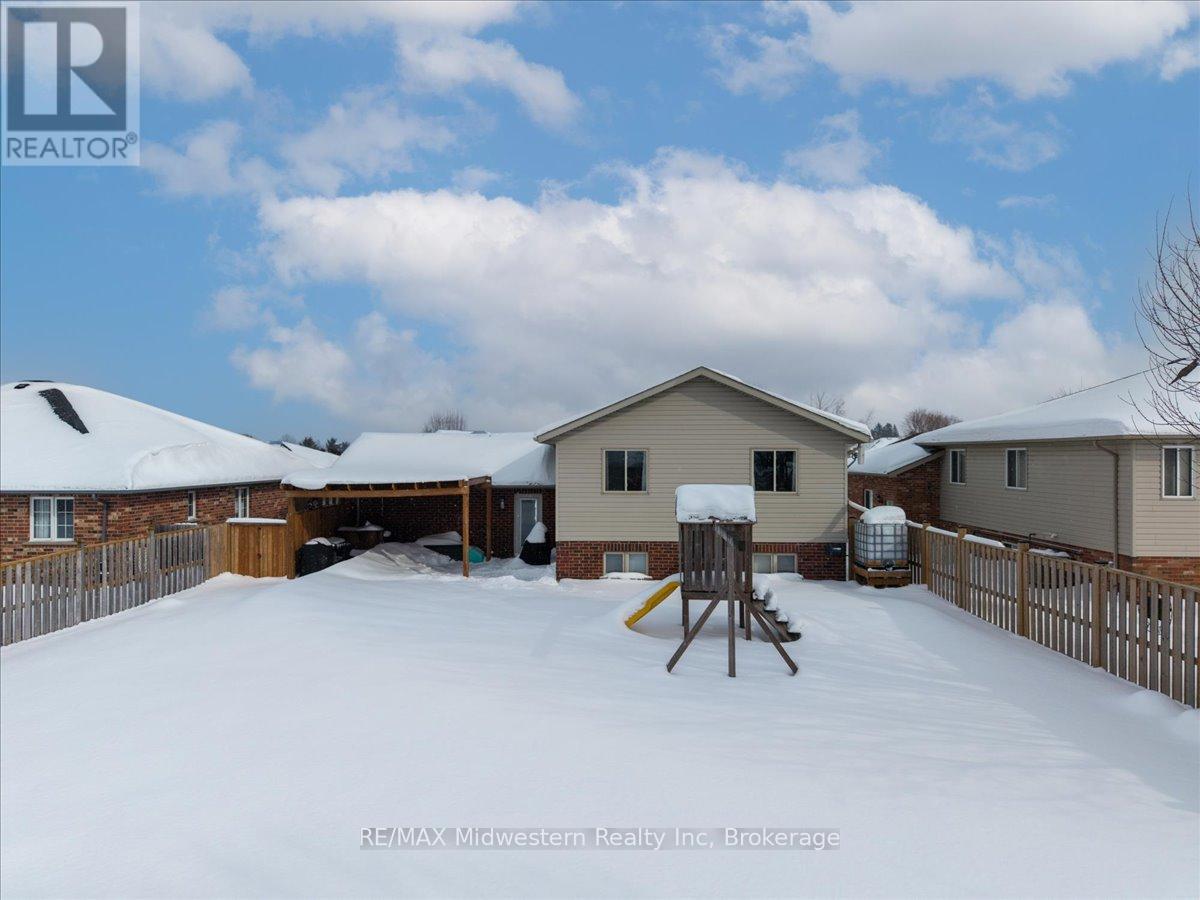 160 Donegan Street W, North Perth, Ontario  N4W 3V5 - Photo 20 - X11969731