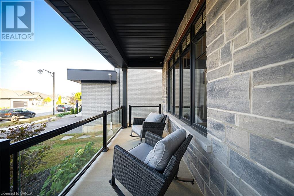 Property at 113 DAUGAARD Avenue image 4