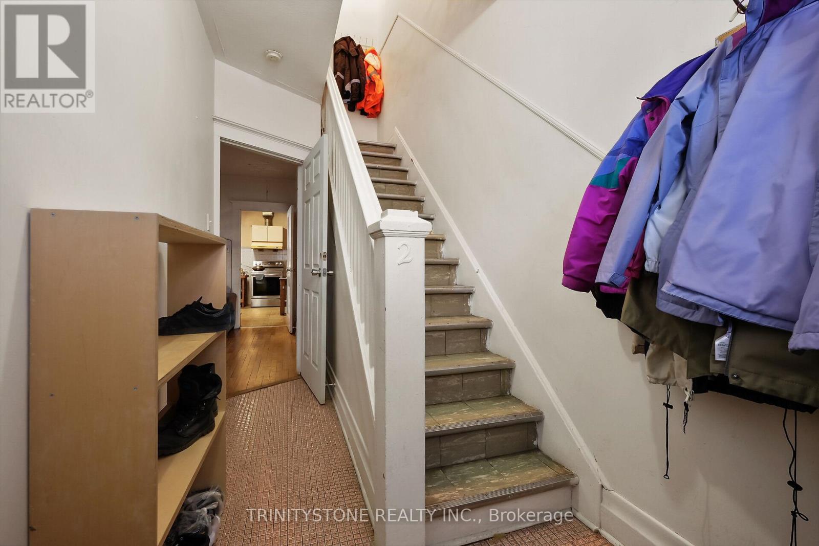 189 Preston Street, Ottawa, Ontario  K1R 7P8 - Photo 6 - X12030263
