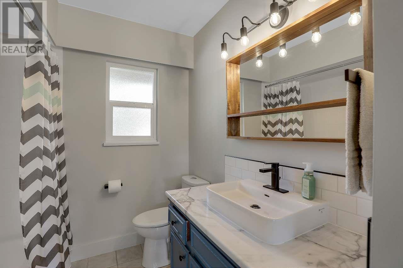 11918 Bonson Road, Pitt Meadows, British Columbia  V3Y 1K4 - Photo 16 - R2979066