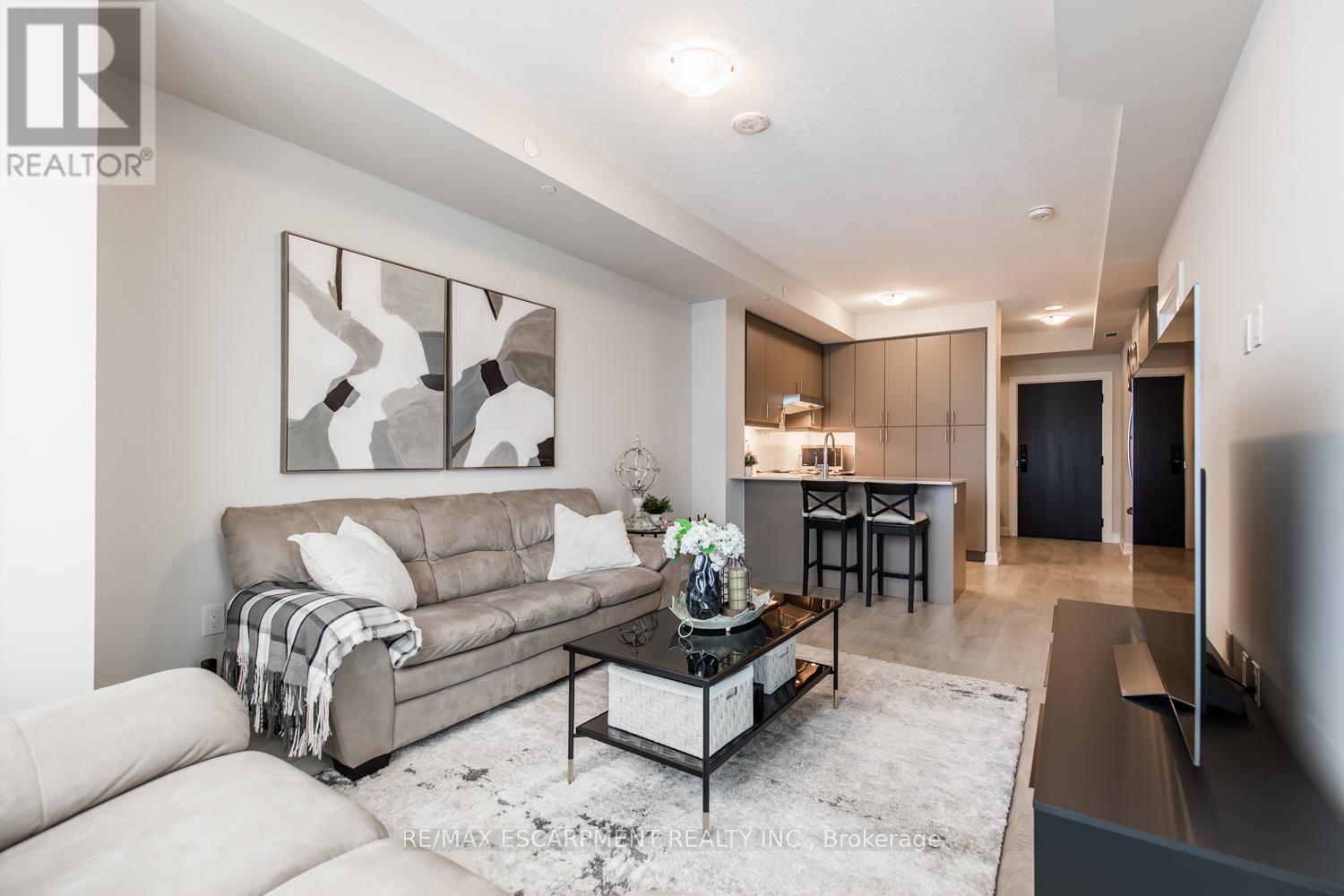 610 - 3200 William Coltson Avenue, Oakville, Ontario  L6H 7W6 - Photo 13 - W12030225