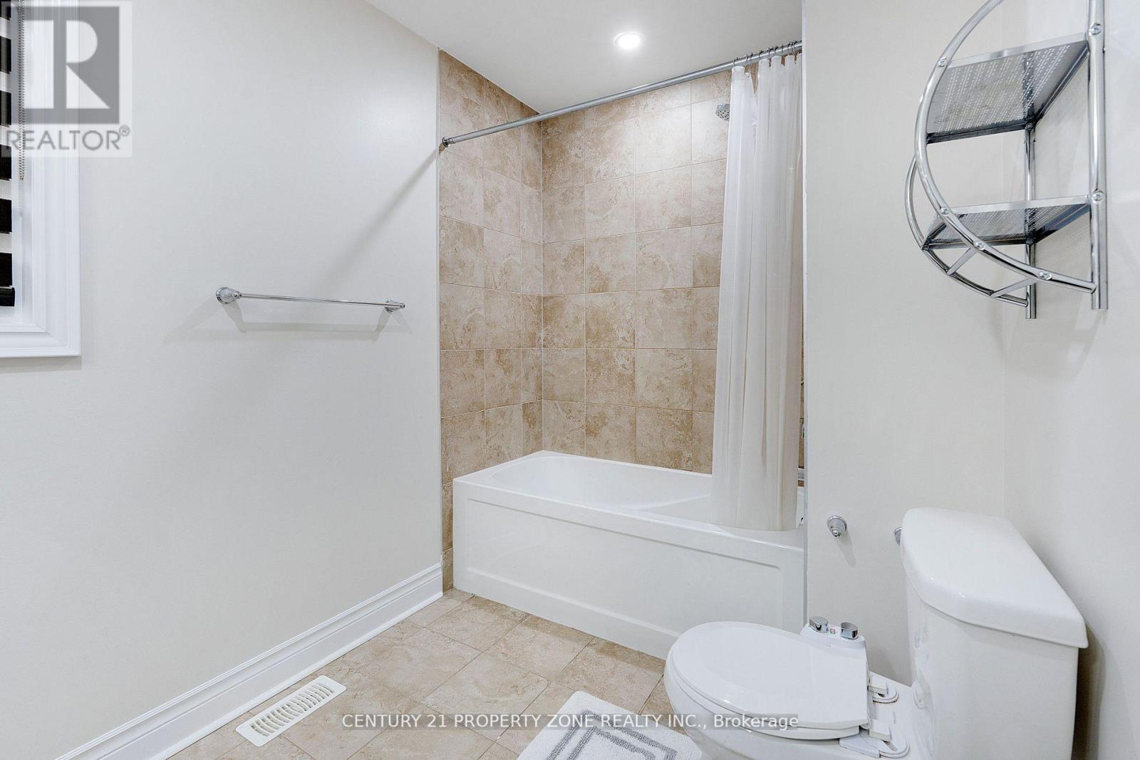 37 Alister Drive, Brampton, Ontario  L6X 5G1 - Photo 16 - W12030281