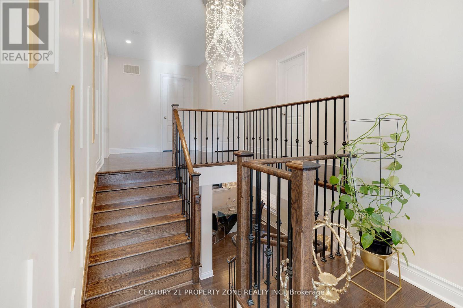 37 Alister Drive, Brampton, Ontario  L6X 5G1 - Photo 25 - W12030281