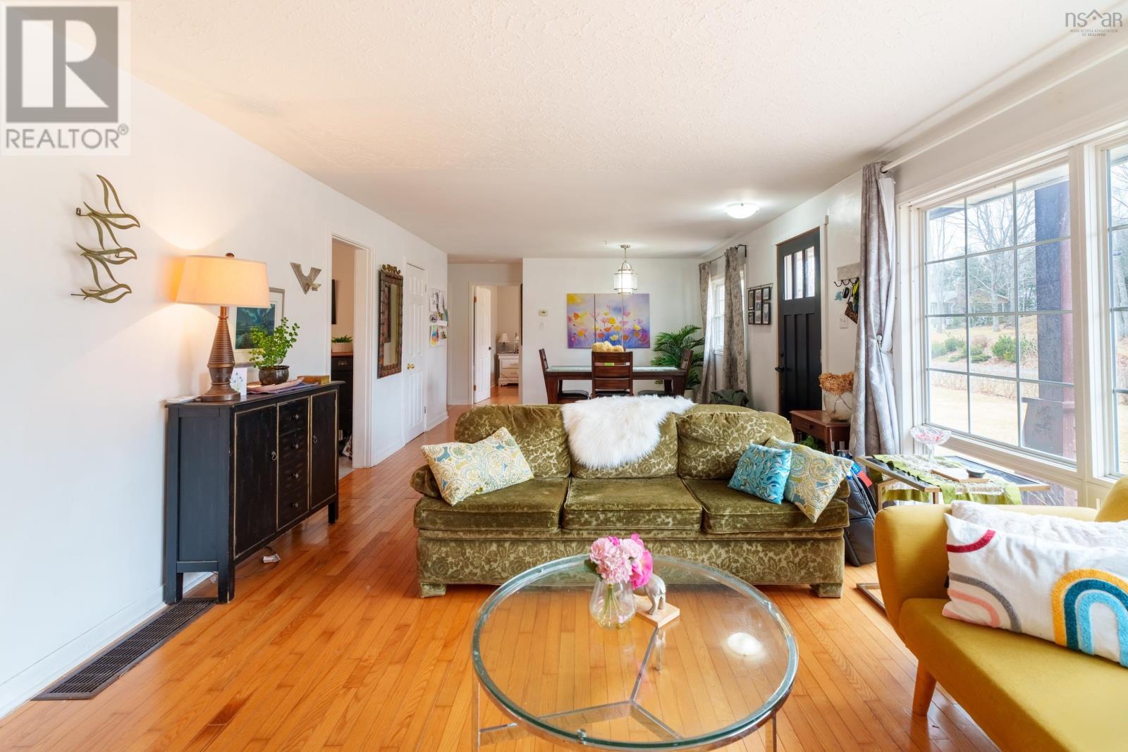 10 Brockwell Street, Bedford, Nova Scotia  B4A 2M2 - Photo 4 - 202505456