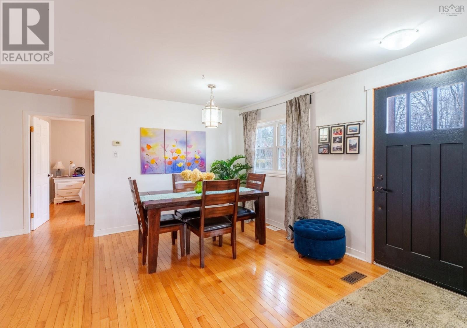 10 Brockwell Street, Bedford, Nova Scotia  B4A 2M2 - Photo 5 - 202505456