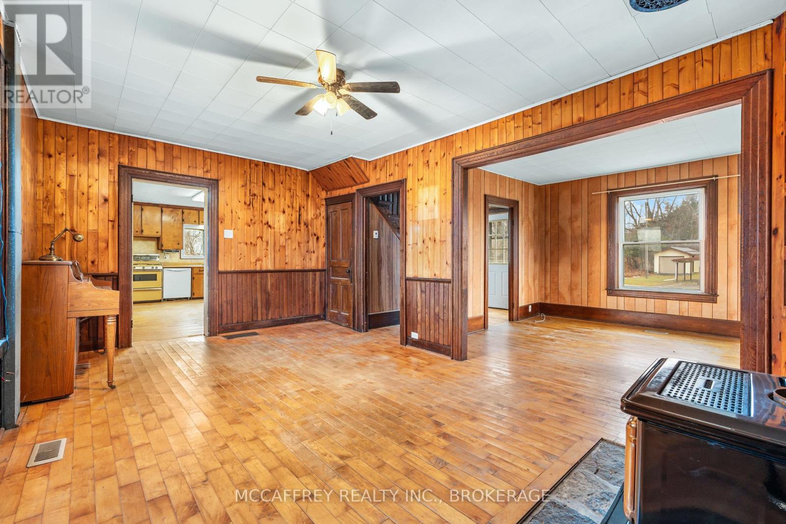 338 Burridge Road E, Frontenac, Ontario  K0H 1T0 - Photo 8 - X12033802