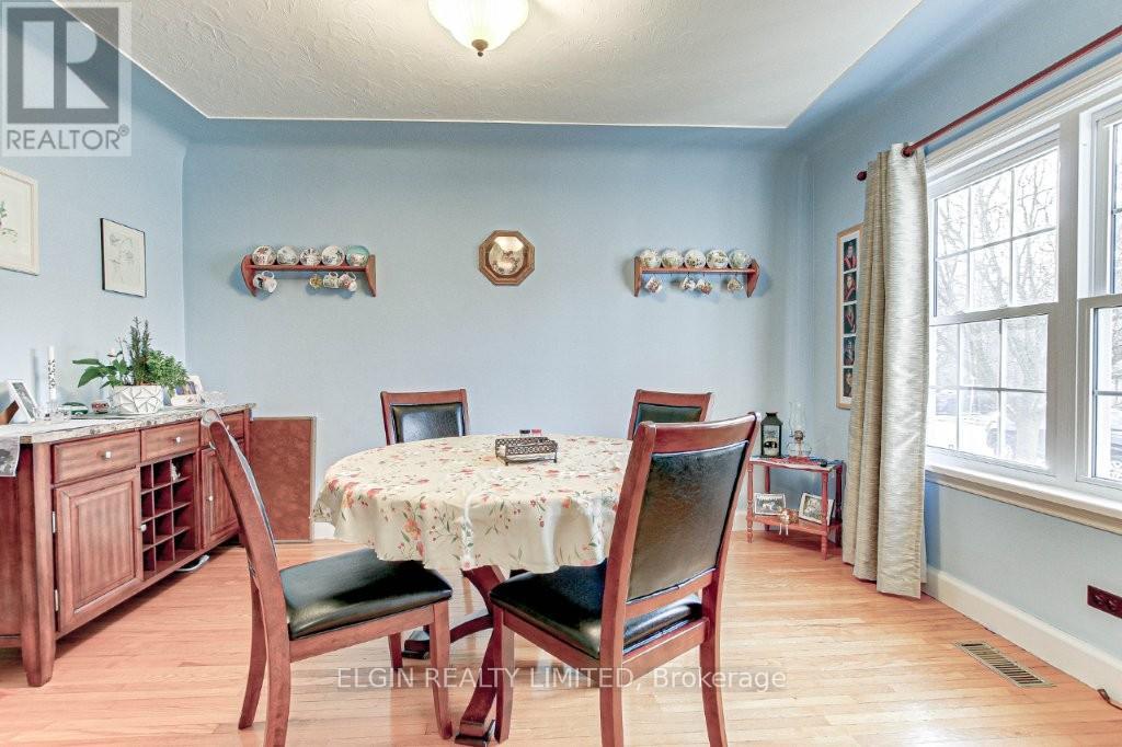 Photo 6 of 28 for 128 Myrtle Street