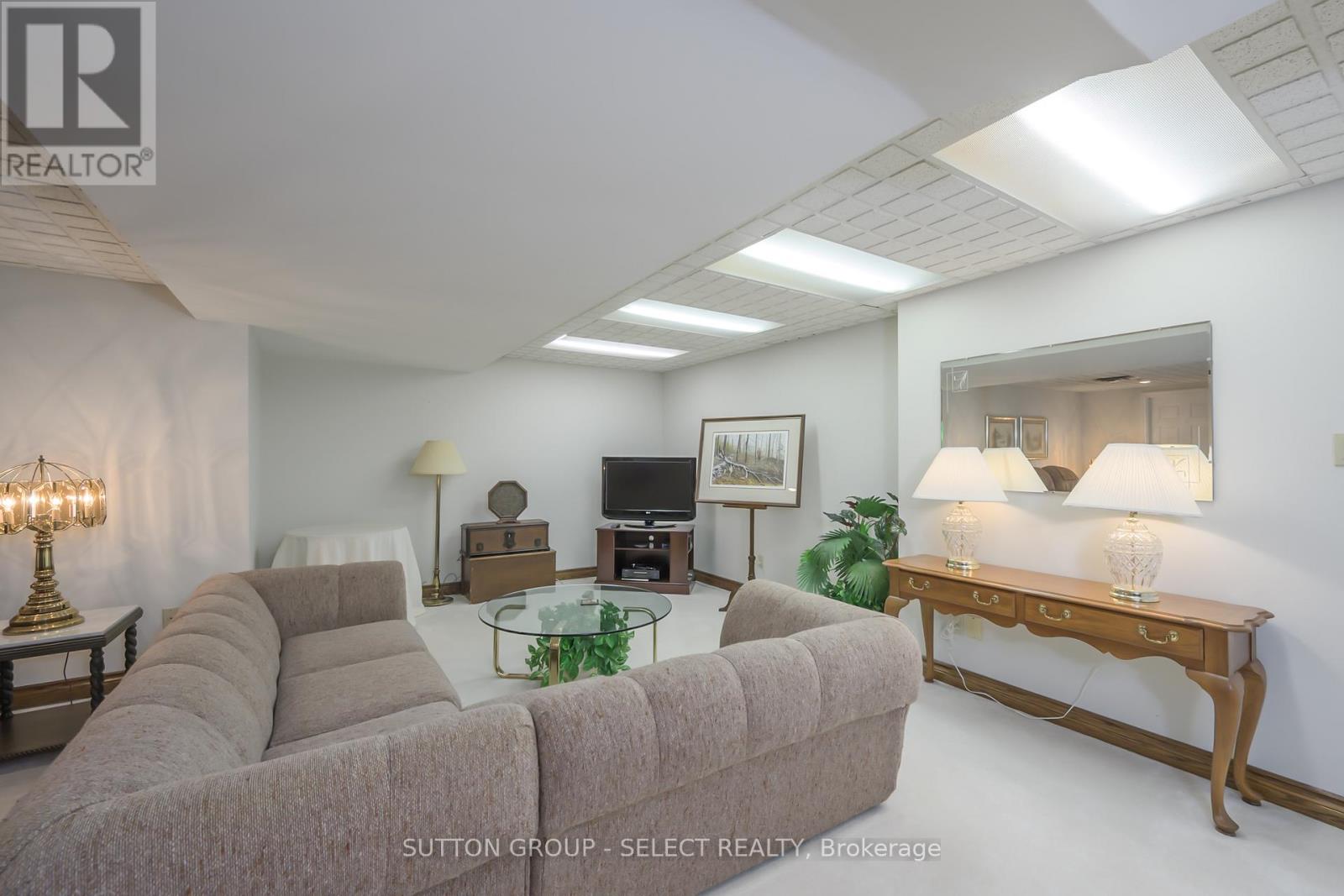 Photo 41 of 49 for 121 Whiteacres Drive