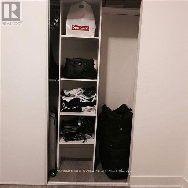 1803 - 30 Roehampton Avenue, Toronto, Ontario  M4P 0B9 - Photo 8 - C12030259