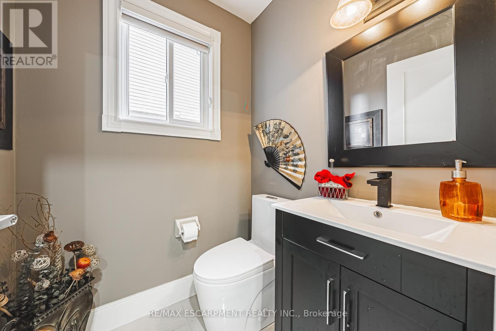 103 Broughton Avenue, Hamilton, Ontario  L8W 3S7 - Photo 20 - X12030291