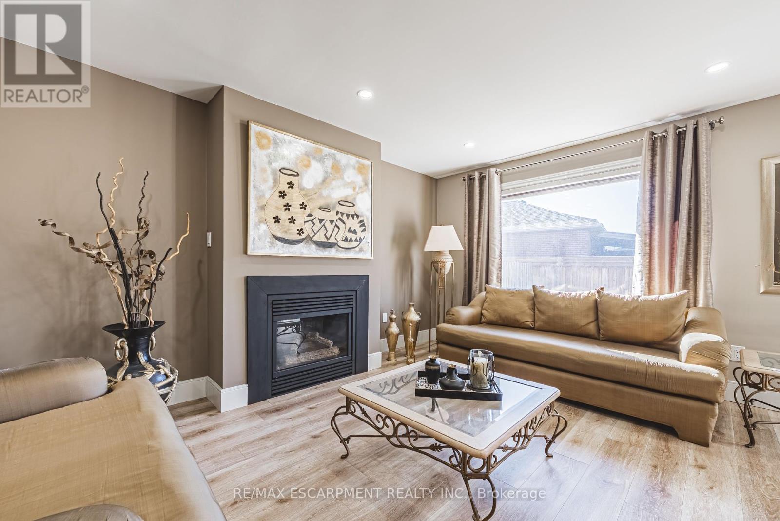 103 Broughton Avenue, Hamilton, Ontario  L8W 3S7 - Photo 7 - X12030291
