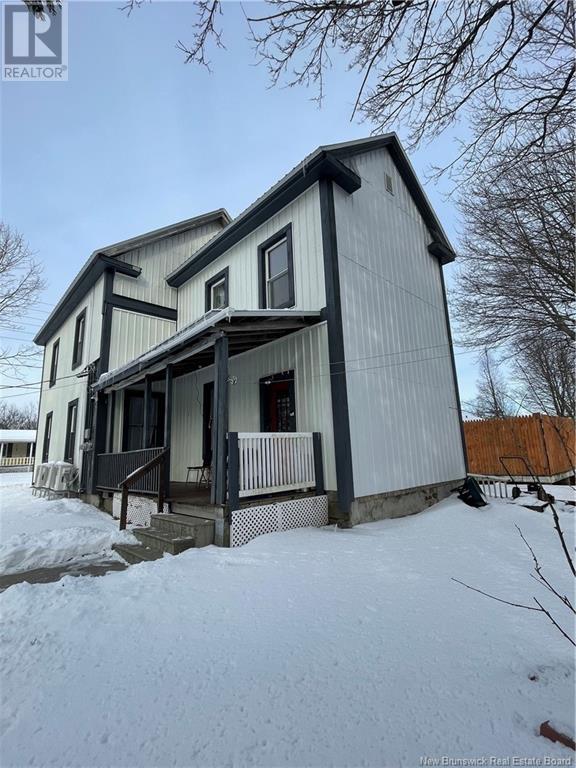 15 Veazey Street, St. Stephen, New Brunswick  E3L 2R8 - Photo 2 - NB113026